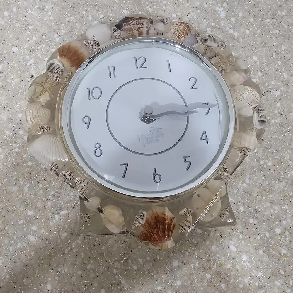 Vtg Paradise Place Lucite Seashell Acrylic Resin Wall Clock 8